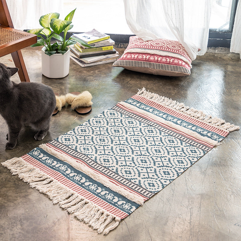 Cotton and linen tufted handmade tassel rug